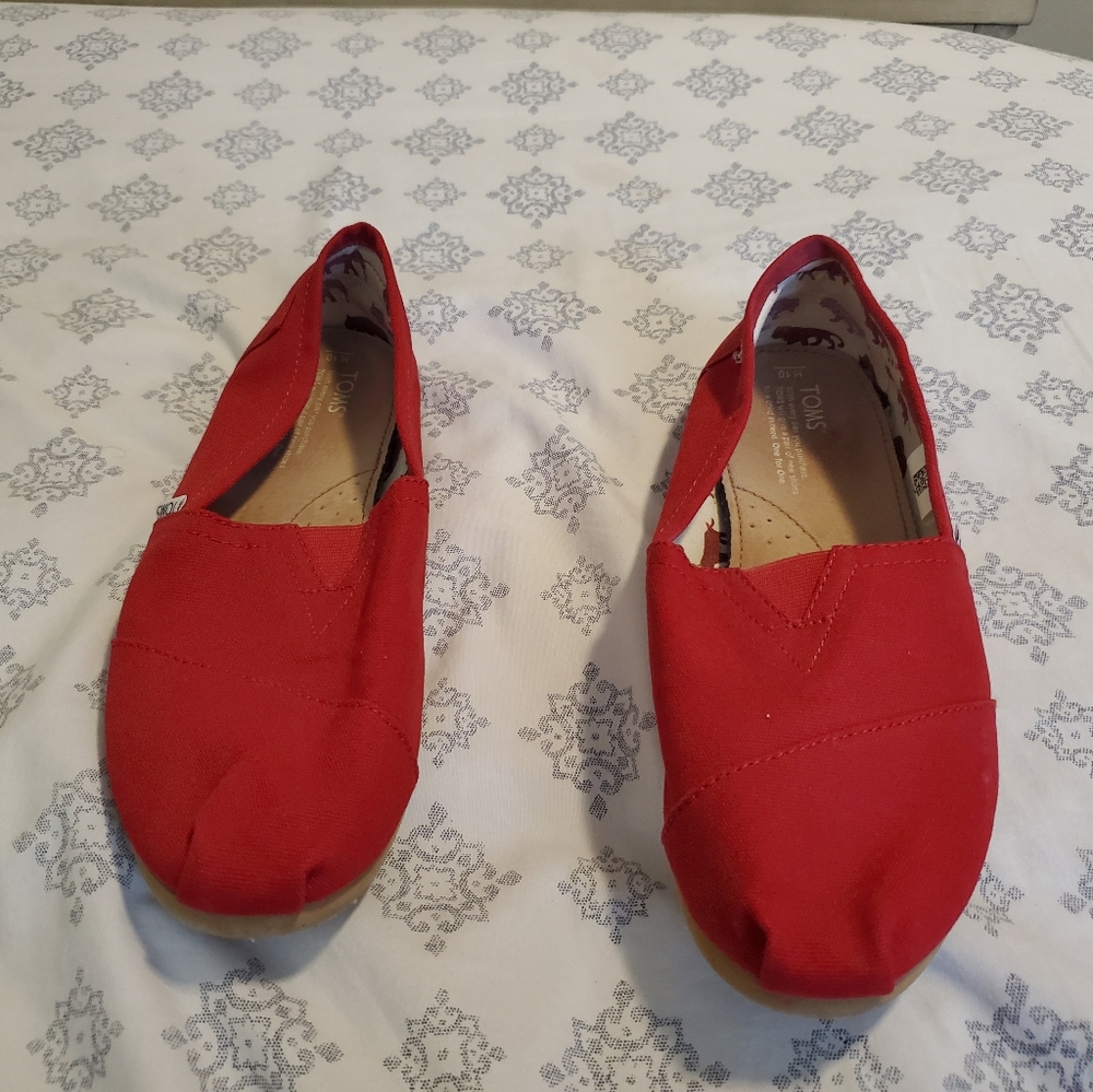 Red toms